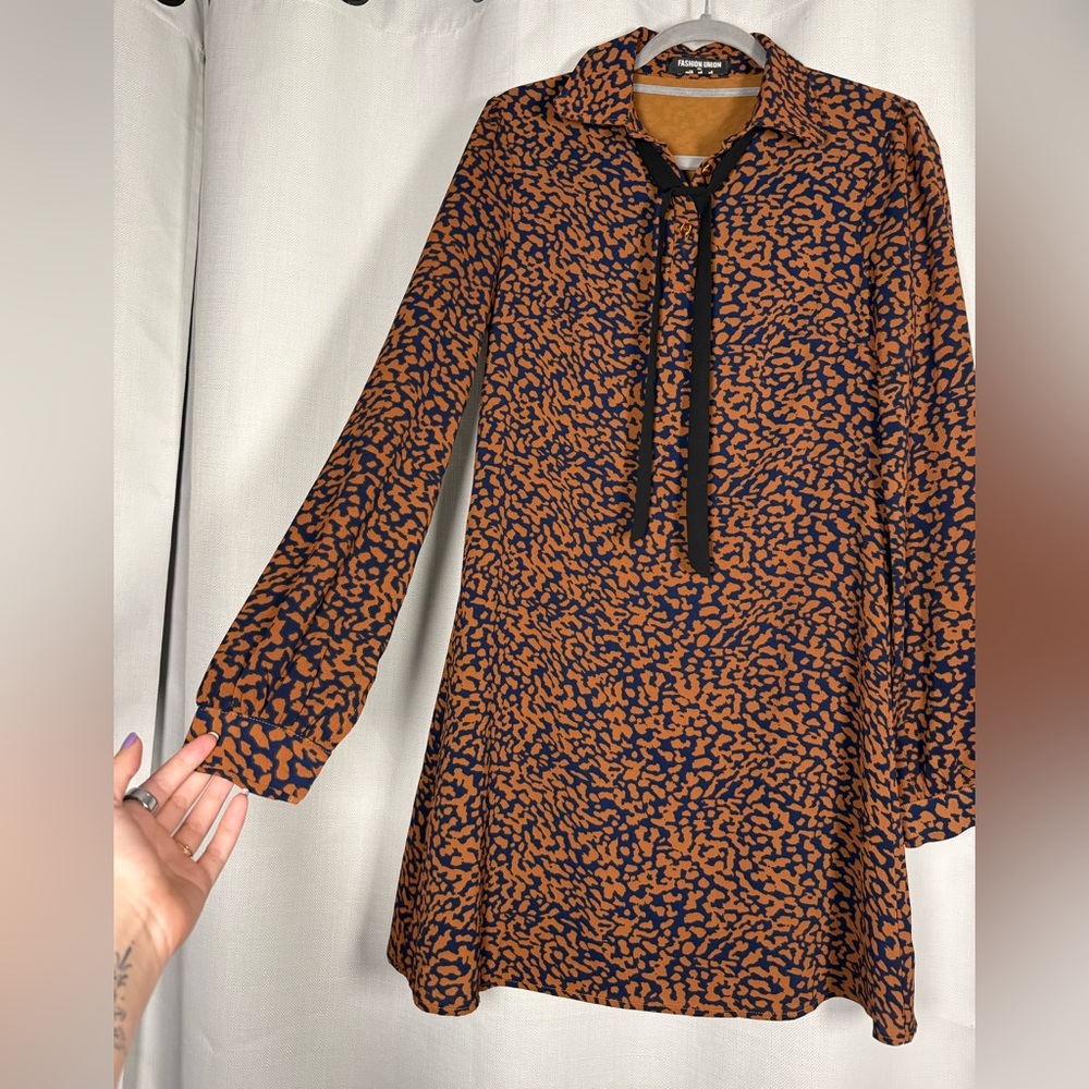 Fashion Union Brown and Navy Blue Leopard Print Long Sleeve Dress - Picture 8 of 10